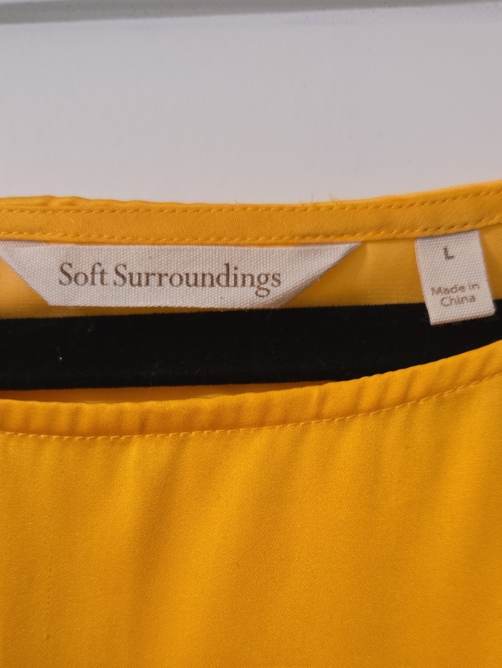Soft Surroundings Bright Golden Floral Satin Tunic - Picture 11 of 14